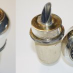 Zweiteiliger Ausgie&szlig;er mit M&uuml;nze